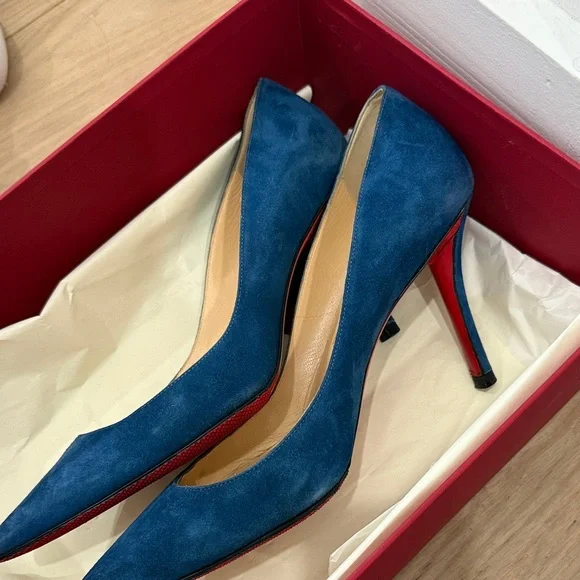Christian Louboutin Blue Suede Pointed-Toe Stiletto Pumps - Picture 4 of 4